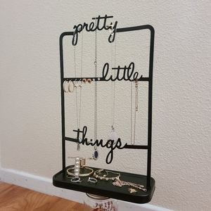 Jewelry organizer